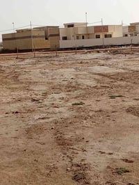 اخوان عندي 3قطع مساحت الوحده 200 وعندي قطعتين مساحت الوحده 100 ونفس ال...