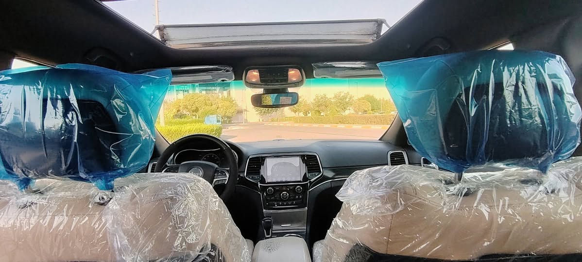 السلام عليكم 
للبيع فقط 
جيب لمتد بلس 
كلين تايتل 
الموديل : 2020
ماشية : 130
المواصفات : لمتد يعني فوووول فول
. بانوراما 
. ⁠فور ويل 4x4
. انظمة طرق
. ⁠حساسات أمامي خلفي 
. ⁠توقف تلقائي.  صور حادث موجود رجا اقرا تفاصيل يلا خابر مع احتراماتي للكل
. ⁠كشنات جلد بيجي تبريد تدفئة  كشنات خزن او كهرباي كشنات تدفيه تبريد
. جنطة كهرباء
السيارة گير ومحرك بلادي وجاهزة من كلشي حت كتلوكاتها مال شركه والارضيات موجوده وبصمه  
رقم سنوي جدد بسمي تحويل مباشر
جاهزة وبدون نقص  تخم تاير 
العنوان : اربيل 
السعر  كلش مناسب: 159قفل قفل $  جوه سوك
رقم الهاتف : ***********

