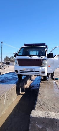 كيا للبيع موديل 2005 محرك 2700 مكفول سعر75 كير ومحرك سياره مصفرهم07828...