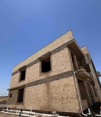 أرجو موافقة الادمن بيت للبيع في حي جامعه من الطراز الحديث مساحة 300 بن...
