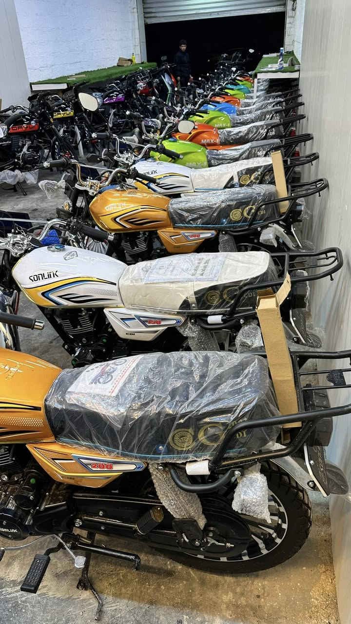 البيع بالنقد والتقسيط 
يوجد توصيل الى جميع المحافظات 
العنوان بغداد البنوك مقابل نادي النفط 
‭0773 160 4138‬
