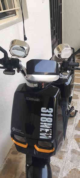 ماطور للبيع 6باتريات استخدام قليل
سعر 500
مكان حي سومر 
شراي اتصل ***********
