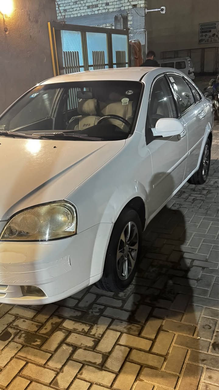 سلام عليكم  اوبترا موديل 2010  ماشية 167 الف سيارة حيل جديدة  ويل كب حدادية 100‎%‎ توني امبدله حته المشط رقم بصرة دولي  مكان السيارة بصرة السعر 82  رقم *********** البصرة, العراق
