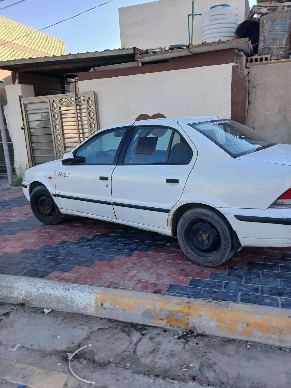 سمند ٢٠١٠ محرك جديد السياره مكفوله اي نقص مابيه ٣٢ وبيه مجال رقم موبايل *********** مكاني كربلاء

