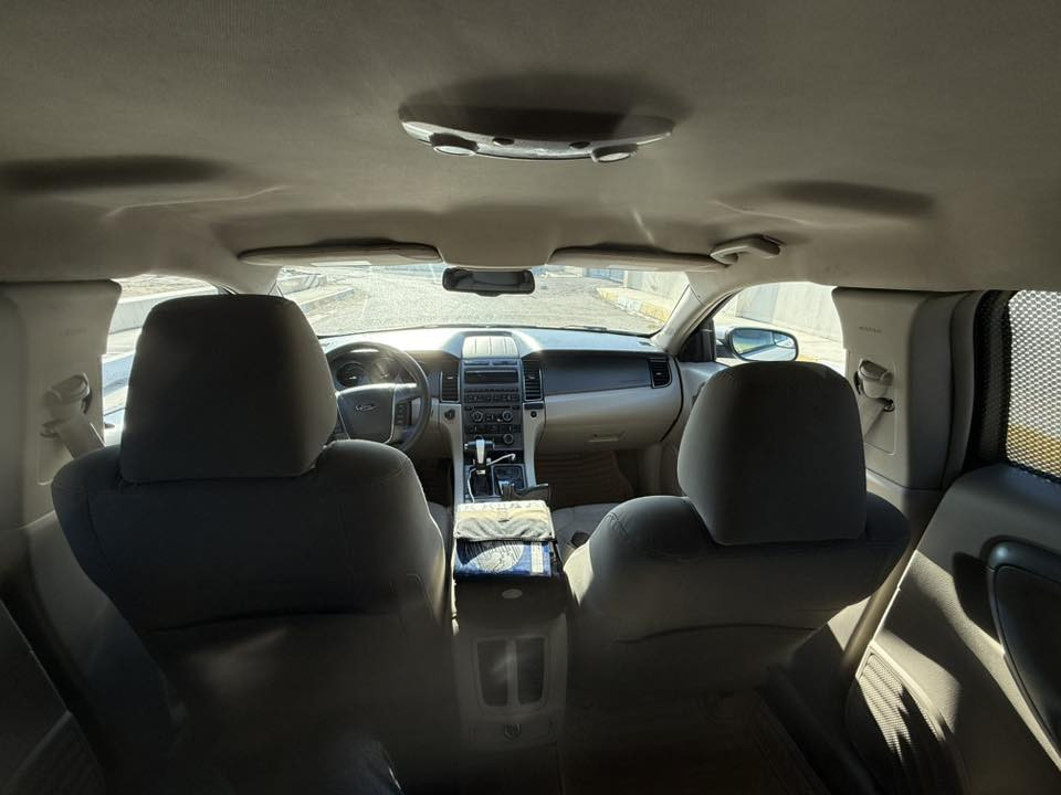 فورد تورس 2012 خليجي وكالة نيفا سبيرهه وضع شركة مانازل 6 سلندر

للبيع وللمراوس بحديث حسب القناعة

مكفولة رقم سليمانية الجديد هزة وسنوية جديد بأسمي ثاني يوم تحويل او وكالة 

مواصفات فول عدا الفتحة 

تحكم ستيرن 

كامرة دوارة 

تبريد قطعتين 

سنتر لوك 

صدر امامي وخلفي جديد

تدفئة تبريد ثلج السيارة وضع الشركة 

تخم تاير جديد صار اسبوع عليها

بدون شخوط بدون رصعات بدون خدوش 

كير مكينة مكفولات وبيها بعد مواصفات حلوة تعرفوهه 

تراي صفر تمشي 200 ترايها يخبل الصاعد فورد تورس يعرف معناهه

السعر 129

ديالى بعقوبة 

***********
