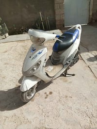 ماكس منغولي مفتوحه كفرات الاصلي موجوده سعرها 550 وبيها مجال رقم ‏‪0782...