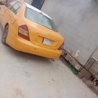 بي واي دي • ٢٠١١ • مصفر