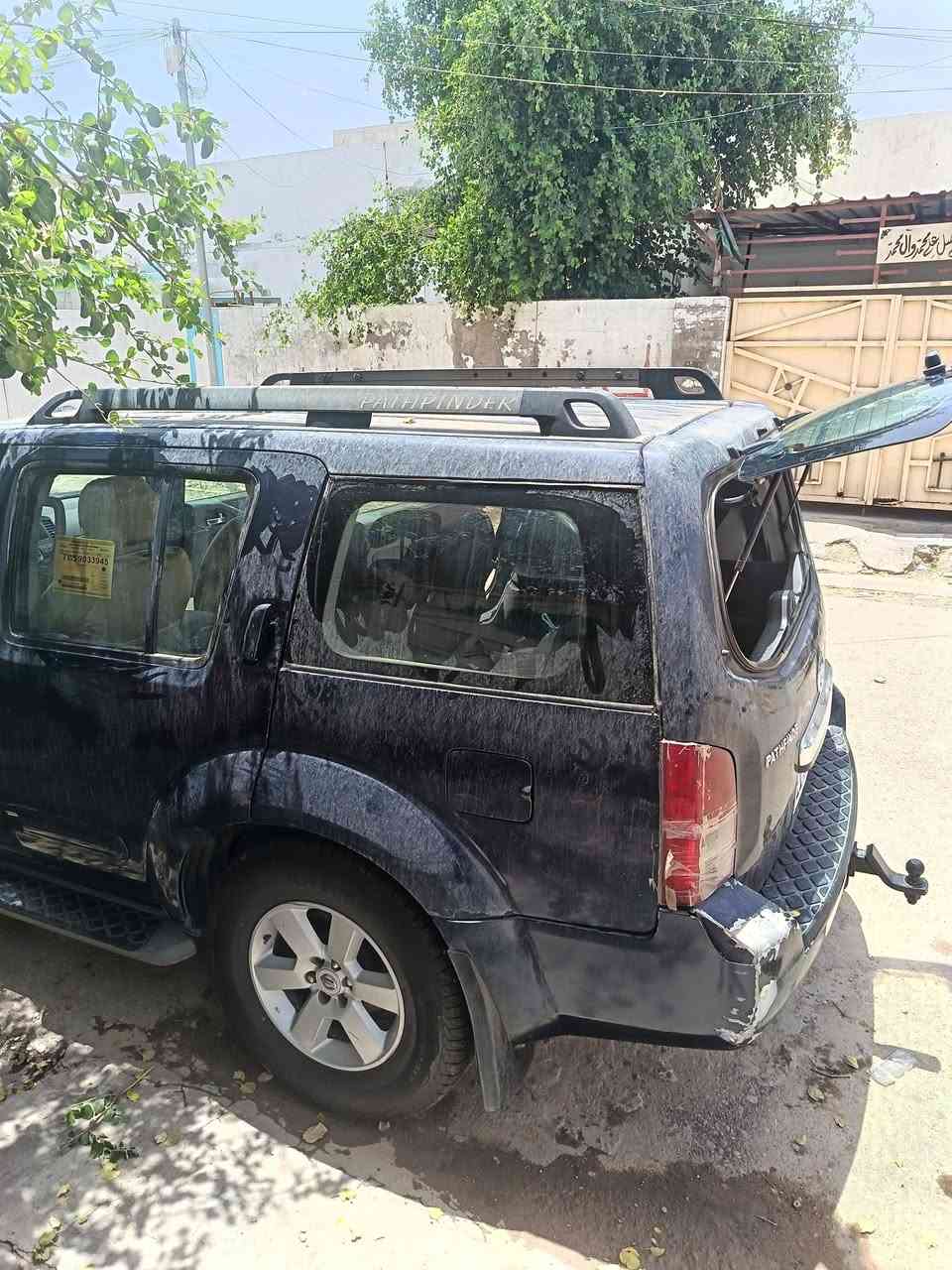 السلام عليكم نيسان بافندر ٢٠٠٨ وارد امريكي نظيفه السيارة تجفيت قبل شهرين رقم بغداد السياره مو بسمي    للتواصل الاتصال *********** السعر ٧٥
