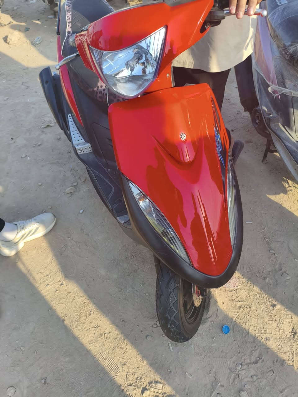 ماكس عدله ( كفاله عامه )  شغاله من طول للطول (نكراه سلف) كهربائيات اشاير لايت بك لايت دشبول كله شغاله ( ما مفتوح بيها برغي ) ما بيعك اذا ما تفحص السعر 650 وبيها مجال مكاني ناصريه مركز *********** بيه واتساب
