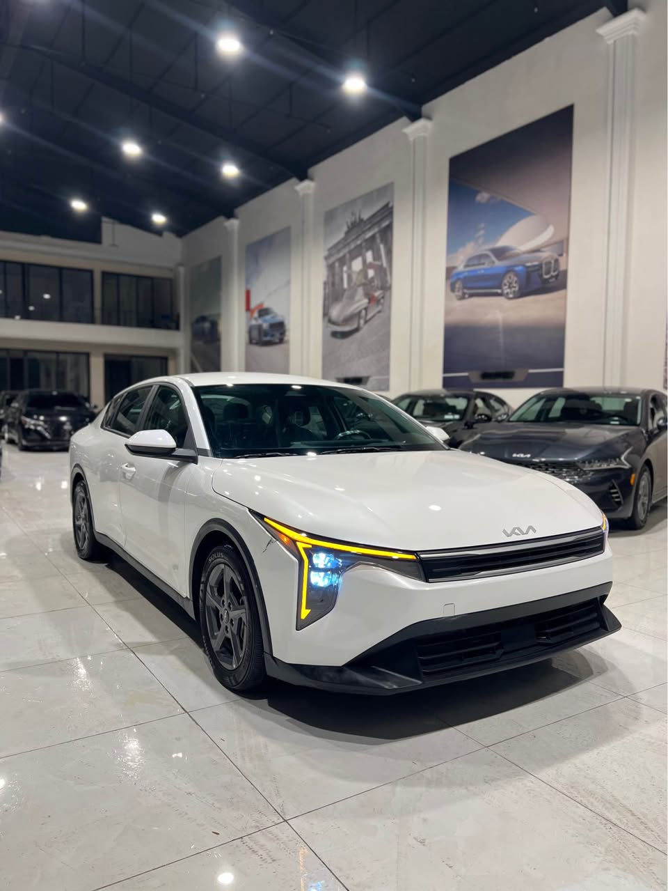 KIA K4
2025
ماشيه 10000ميل
مواصفات
شاشة/شاشة دجتال/كاميرة/تحكم ستيرن/ويل كب/رادار امامى /رادار خلفى /رادار جانبى نقطة عمياء/تعديل سورعة /اوتو ستوب
سةيارة بدون رةقةم
سعر/١٧٥$
صبخ/جاملخ باب خلفى 
ايرباك تكمة 
مكان /اربيل 
رقم شانسى /3KPFT4DE9SE029800
☎️{0750 385 3001}
☎️{0751 477 4771}
واسئاب + أربيل, العراق
