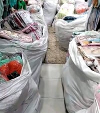 مصنع ملابس • حريمي رجالي اطفال • جمله وخصم