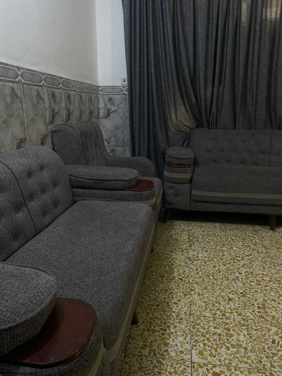 تخم عشر مقاعد للبيع السعر ٧٥٠ بغداد بالغزاليه


**إذا كنت صاحب هذا الإعلان وتريد حذفه لأي سبب، رجاءا أرسل رسالة إلى الدعم الفني**