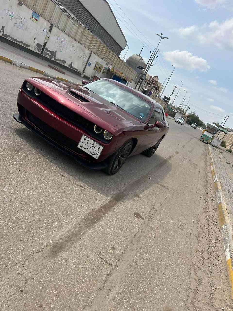 جالنجر 2017
Sxt
بدون ايرباك 
السياره حلوه ونظيفه
محدثه شاشه مالتها
كشنات جلد
بدون شواصي بدون لغود
محرك كير كفاله 
السياره بيها صبغ حزام 
ماشيه 100 m
السعر ب140 
مكاني بغداد سبع ابكار
*********** بغداد, العراق
