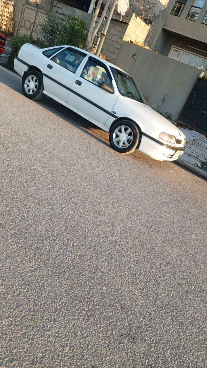 ئۆپڵ ڤیکترا 1990 
مەکینە 20 ی گێڕ عادی 
بڕانە و وەرگەڕان بەشەرت 
پەنجە مۆر بەشەرت 
گێڕ و مەکینە و تەقە و ڕەقە و کارەبایات بەشەرت .. سەیارەکە بەس ماشاءاللەی دەوێ سەنەوی ساڵێکە بەسەر چووە 70 هەزاری لەسەرە بەناوی خۆمە
نرخ 46 و مەجالێکی برایانە موشتەری ئەتخەمە سەر سەرم خزمەتت دەکەم
 ناونیشان .. هەولێر *********** واتساب *********** کۆڕەک أربيل, العراق
