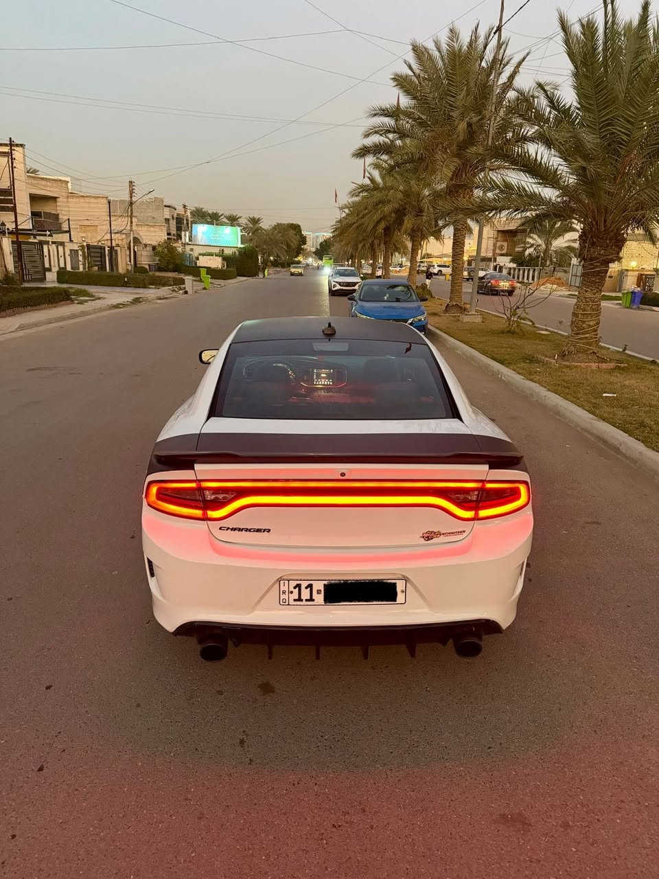 جارجر 2016 
ارتي محرك 5700💪🏻
موصفات الارتي المعروفه 
سياره جاهزه للخير ماتصرف عليه دينار 
حادث جاملغ وبنيد 
مكان السياره بغداد السيديه 
السعر 179
***********
