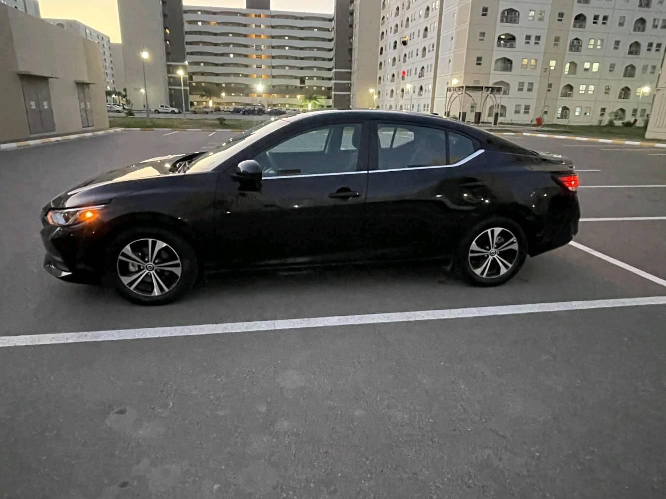 نيسان سنترا موديل 2023 لون اسود
بدون يرباك حادث جاملق ليسر