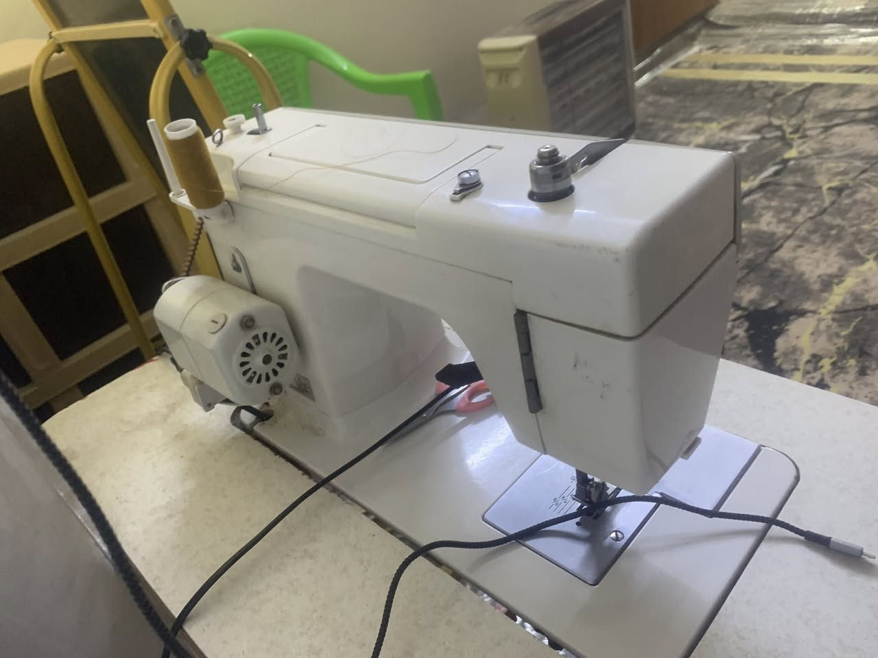 سلام عليكم
مكينه للبيع ب 100 الف هيه وميزها 
نظيفه


**إذا كنت صاحب هذا الإعلان وتريد حذفه لأي سبب، رجاءا أرسل رسالة إلى الدعم الفني**