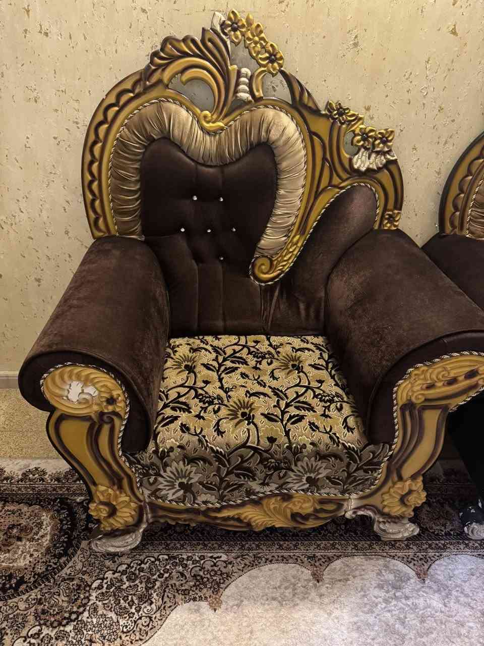 تخم 3 قطع كبيره و 2 لبيع التواصل خاص


**إذا كنت صاحب هذا الإعلان وتريد حذفه لأي سبب، رجاءا أرسل رسالة إلى الدعم الفني**