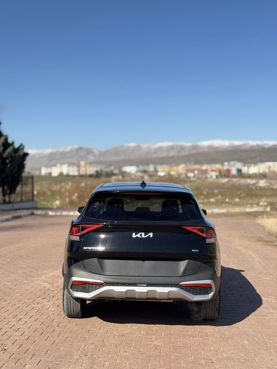 كيا سبورتاج 2025  الشكل الجديد 

السياره بدوون سبخ 
بدون ايرباگ

ماشي 7000ميل فقط 
ايرباكات سليمع 
مواصفات 
بصمة
ابواب بصمة

كشن هيتر
كشن كهربائي 

تبريد قطعتين
شاشة ديجيتال
شاشة كبير

رادار امامي و جانبي
تحديد السرعة
تحديد المسار
ويل كب كروم 
تحكم ستيرن
نظام سبورت
نظام ايكو
لايتات ليد 
لايتات زينون
اوتو هولد

بريك بصمة
و هواية مواصفات اخر

سعر 180$ورقه بدون رقم 
العنوان - عقره - مهرض زيبار 
***********📞فايبر واتساپ
