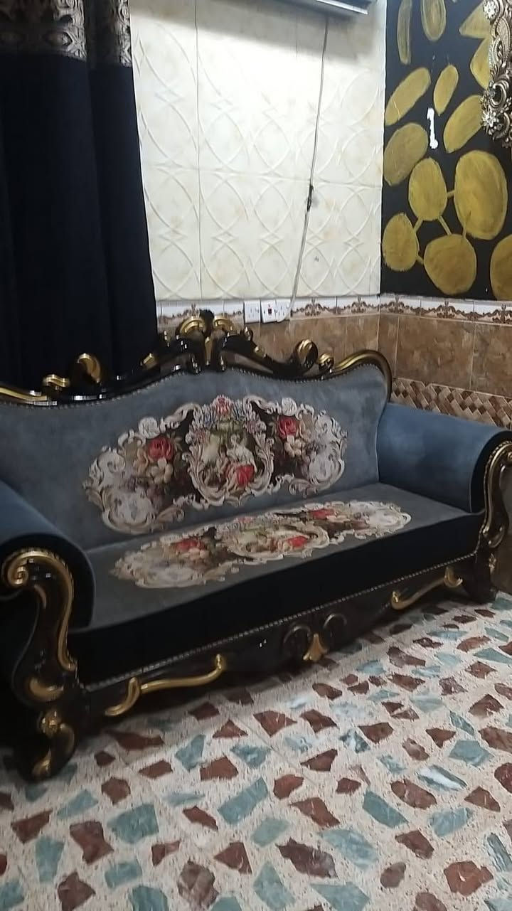 السلام عليكم تخم قنفات عشر مقاعد شغل درجه اولى السعر 400 الاستفسار اتصل على الرقم ***********
