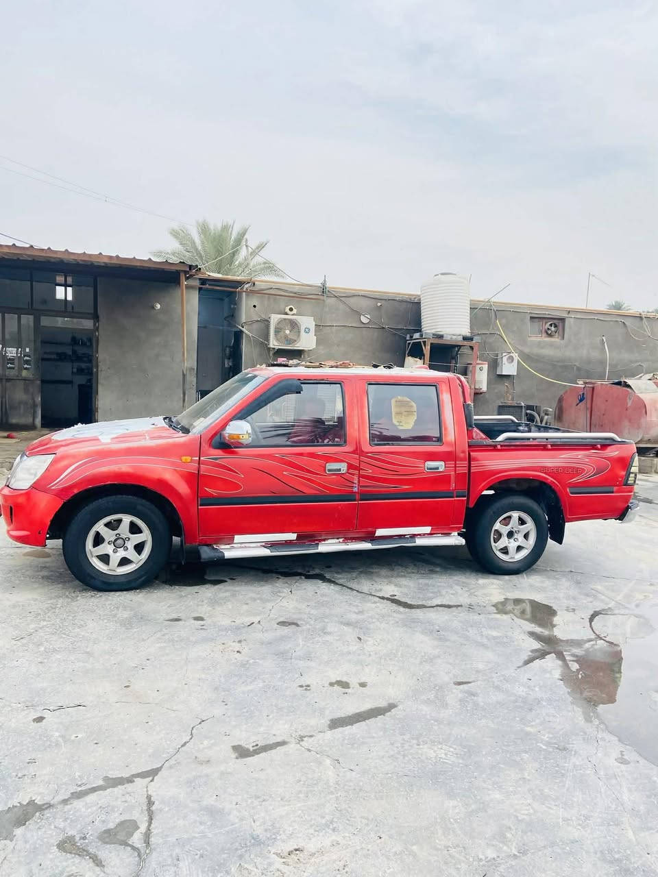 بيكم صيني فتون موديل ١٣ رقم بابل سنويه لي ٢٨ حداديه مكينه كير مكفولات مداور كربائيات شغاله تخم تاير مكلف بانشر لاتصال على رقم صاحب السياره *********** غير متواجد على الفيس السعر ٤٥ ورقه العنوان النجف
