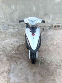 جي فور • سلف وهندل • فضلية