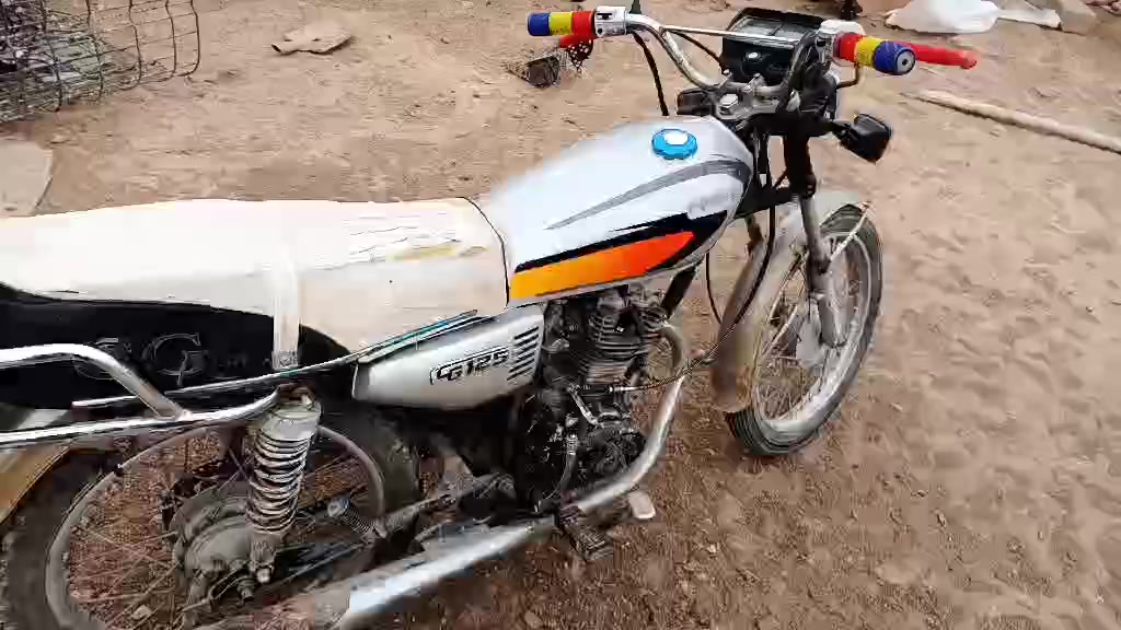 موطور للبيع 9999يراني كهربايات شغاله كلشي شغال


**إذا كنت صاحب هذا الإعلان وتريد حذفه لأي سبب، رجاءا أرسل رسالة إلى الدعم الفني**