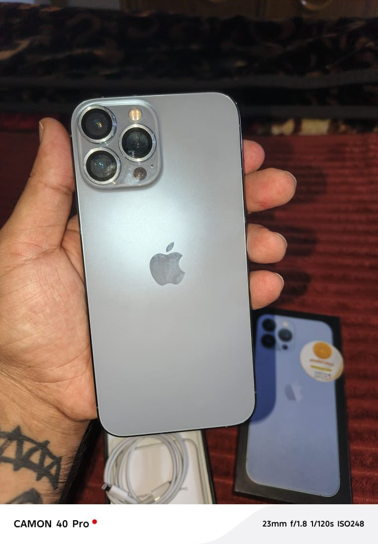 سلام عليكم ايفون 13برو ماكس ذاكره 256شرق اوسط بطاريه 96نظافه  اكفلك من الزلغ مال جناي بياع شراي لاتعلق مثل ماواضح بلصوره فاحص حاسبه وين ماتريد تفحص افحص جهاز استعماله قليل اقسم بالله سعره 825هاذا رقمي ***********
