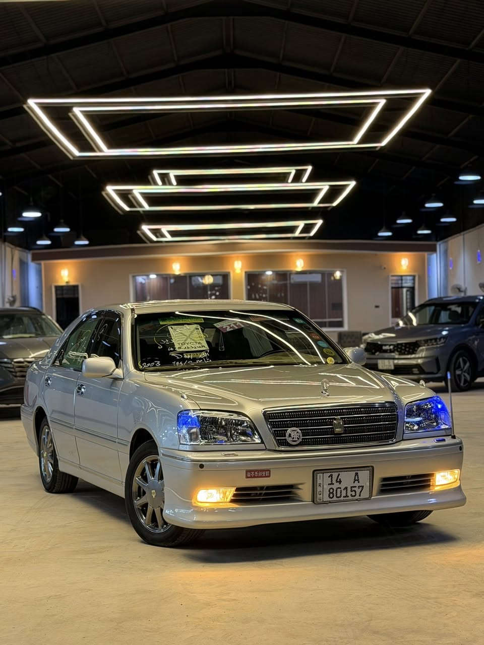 TOYOTA CROWN ROYAL SALON 👑
للبيع تيوتا كراون 2002.

اللون             سلفريه😊.

❗️فقط لليدور جديد وفول واصولي ومداور وكفاله.

رقم بصره تسجيل جديد قرار48  وصاعده هزه
شرط المداور ثاني يوم سنويه نافذه لغاية 2029
شرط مسجله بفترة الشهرين مال قرار48.

مكفوله كفاله عامه كص وضربه ونقل جثه والرسميات والأصوليات 💯.

المواصفات 👇
3دكم.
أصل كرستال.
تحويرة النجف بالكامل فوگ وجوه دشبول نجف 
مكينتها ديفور الكبير الحجم 3000 شاصي 75.
اربع كشنات كهرباء.
ستيرن كهرباء.
برده خلفيه كهرباء أصليه.
مري كهرباء+هيتر♨️.
وضعيات القياده رياضي وعادي.
ويل كب نجمه نفطي  حجمه 16.
حساسات خلفي وأمامي 
تحكم ستيرن.
لايتات كرستال زنون أصل.
بگ لايتات كرستال.
شاشه كرستال ترحيب.
سستم ايرباگ سليم.
كروز تثبيت سرعه.
اشاير لد بالكامل.
كشنات خزن ميموري.
جامات اربعه اوتو.
لحيه اماميه.
مانع انزلاقTRC.
شغالABS.
اريل امامي 
سستم صوت +دمامات فد شي.
غراض مال جنطه كامله.
والسياره ماعايزه برغي كامله على اخر حبايه.
والسياره بالواقع اجمل من الصور بهواي📷
العنوان🏡 النجف الاشرف.
السعر💵. 142.   وبيها مجال قليل جداً حگ الجيه.
للاستفسار📞📲 ***********
رجاءً اذا ماعجبك السعر او مو شراي اعگب المنشور او تعلق تعليق حلو يدل على أخلاقك الراقيه وكلشي أكو بالسوگ.
