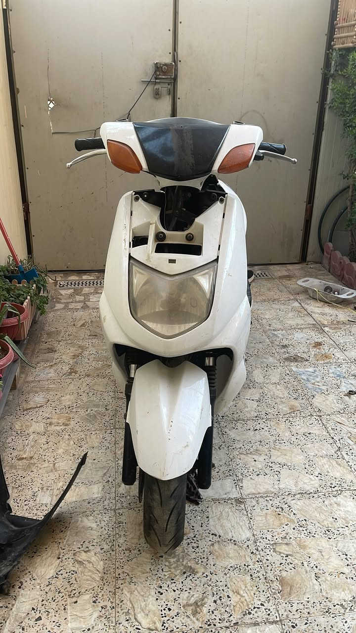 دراجه سكنس نثيه مجفته بيدي نقوصاته بسيطه انطيني سعرك ولا تكسر بيهه الله شاهد الدراجه حته ضفيرته ذبيته وسويته على البلاد *********** مكاني بغداد
