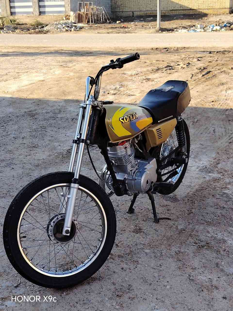 شباب نامه للبيع كلك كلك  ب٤٥٠ وبيه مجال مفتوحه دراجه ناعمه 
معمره ب٢٥  محركه ٢٤ 
 مراوس ماكس بس٥٠بلاد كون     رقمي ***********
