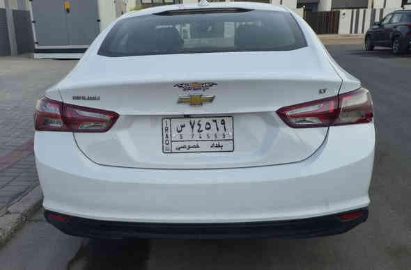 للبيع - شيفروليه ماليبو LT موديل 2020 لون ابيض
ضرر بسيط بدون صبغ جاملغ ايمن امامي  صور الحادث  مرفقة

 المواصفات:
 • المحرك: 1.5 لتر تيربو (1500 CC)
 • ناقل حركة أوتوماتيك
 • فئة LT
 • تشغيل بصمة + دخول ذكي
 • شاشة لمس 8 إنش
 • كاميرا خلفية
 • تشغيل عن بعد
 • بلوتوث + USB + أبل كاربلاي / أندرويد أوتو
 • مكيف أوتوماتيك
 • مصابيح LED نهارية

 عداد السيارة باميركا 64465 ميل 
حاليا 185600 كيلو
السيارة رقم بغداد .. معوقين باقي سنة و 10 اشهر
السعر  108

*********** بغداد
