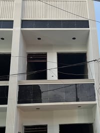 بيت للبيع مساحه ٥٠ متر بناء حديث طابقين تسليم مفتاح يحتوي على صاله و ٣...