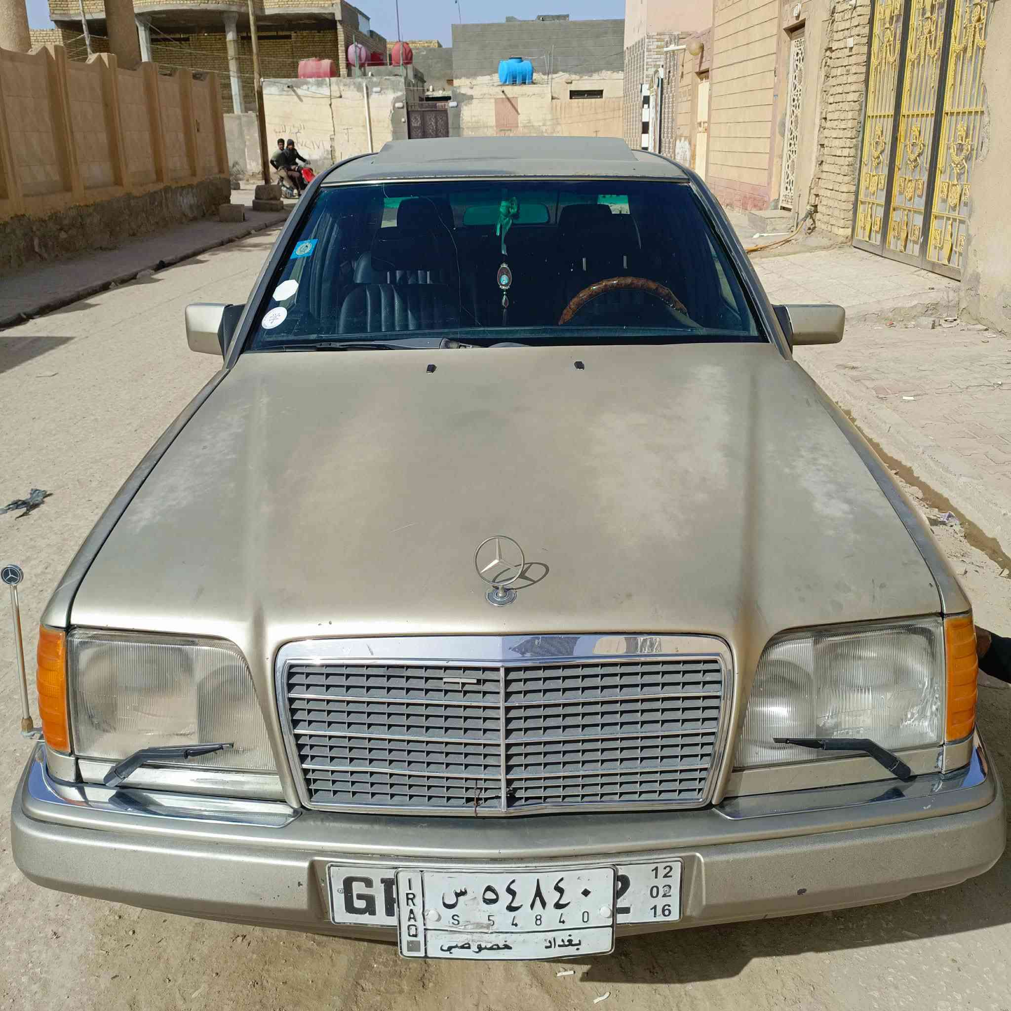 مالسدس بيبي موديل ٨٩ محرك كير بطه 3000 كفاله حدايده  أماميه وخلافيه جديده موصفات كشنات كهربائي  تجوات كهربائي اربع جامات كهربائي فتحه بالقامره شغاله تبريد شغال ثلج سنويه لنهاية 27 بسمي سياره فول مواصفات السعر 50 وبيها مجال ***********
