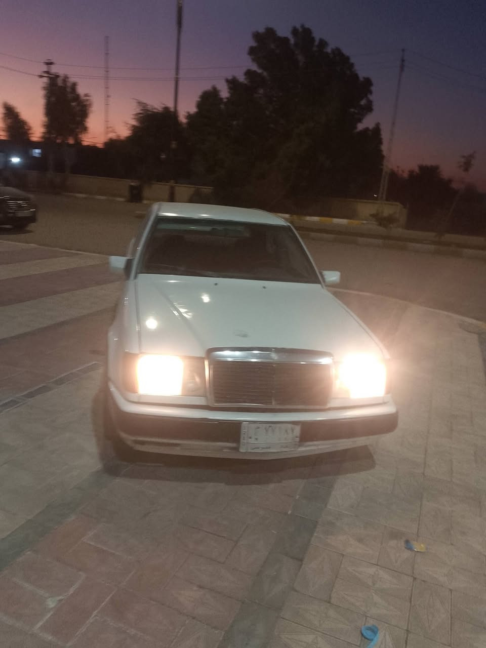 السلام عليكم مارسدس دب تخم تاير حداديه حلوه كير ومكينه حاويه فيفيتي  تبريد شغال رقم بغداد بسمي تريد وكاله تريد تحويل سعر27 وبيهه مجال عنواني ناصرية سوك الشيوخ ***********
