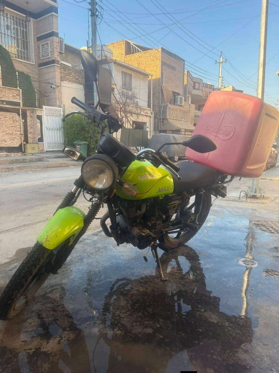 سلام عليكم
سلام عليكم دراجة سوينك ماكس 2024 اخضر محرك ٢٠٠سيسي  للبيع دراجة نضيفة ونقوصاتها بسيطه كهربائيات  مابيها غير نقص 
زنجيل وصينية ودشالي جدد تايرات جدد بنزات بريك باتري كله جديد بدلتهن دراجه ما مشتغل بيها دليفري أبدن بس مخلي الصندوك علمود أشيل بيها غراضي السعر 550 قفل اوراق موجودة ورقة سكنر
مكاني بغداد الزعفرانية 
***********
معلومة الدراجة مضروبة ضربة خفيفة من جهت الكلوب عندي الواقية مالت الكلوب اني مالصها
