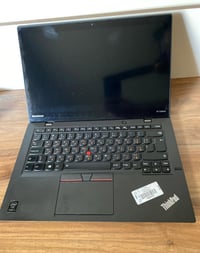 لينوفو X1 Carbon • i7 جيل خامس • ٢٥٦SSD رام ٨
