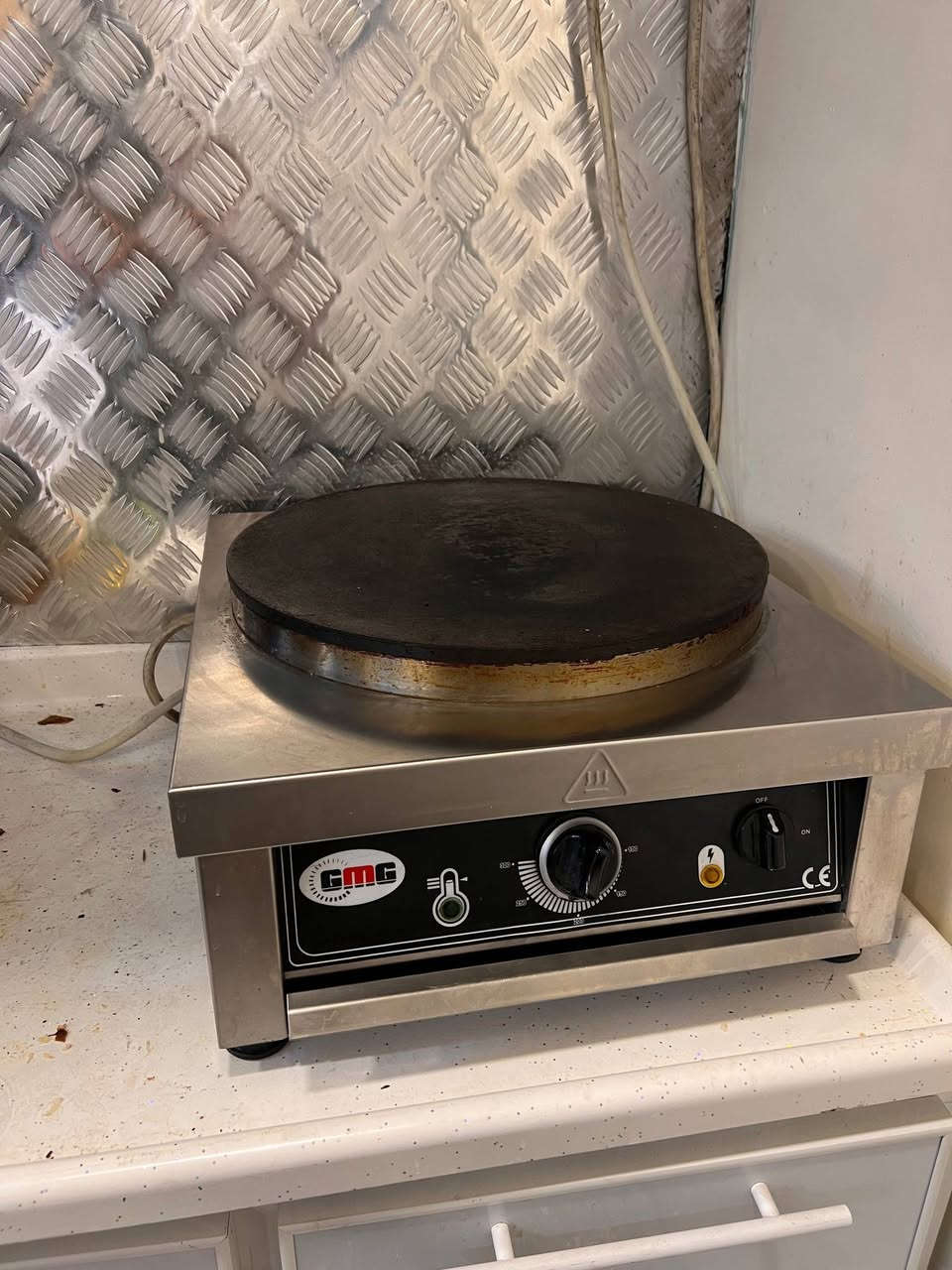 جهاز كريب GMG  تركي اصلي  ٤٠٠ الف
جهاز وافل GMG تركي اصلي ٣٥٠ الف 
عنوان بغداد مدينة الصدر 
واتساب ***********
