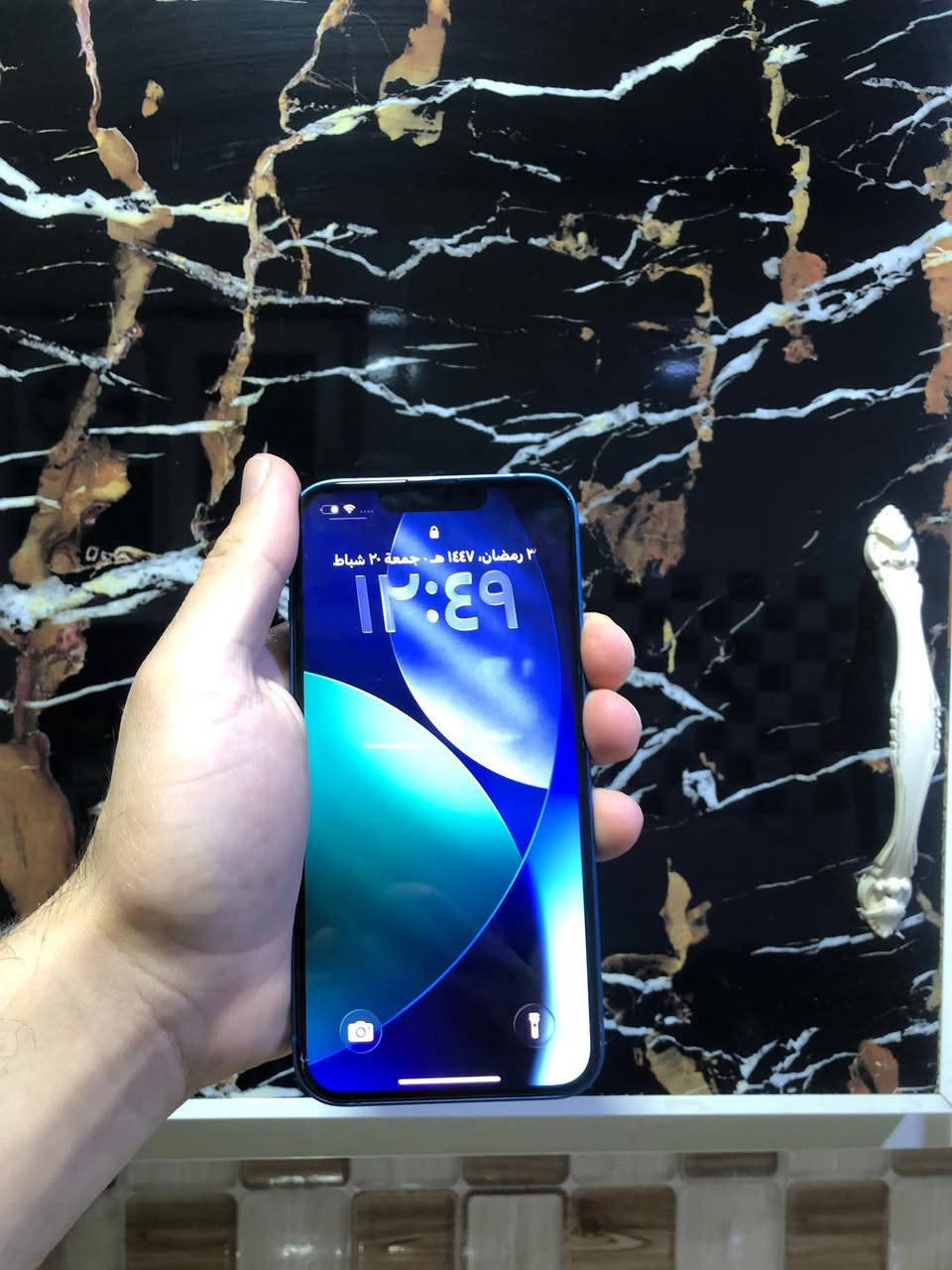 13 عادي سعره 285  (الجهاز مكفول) يشغل شريحه الكترونيه بس العاديه متوقفه
ملاحظة ..الجهاز ناسين رمزه وفاتحيه بلحاسبه


**إذا كنت صاحب هذا الإعلان وتريد حذفه لأي سبب، رجاءا أرسل رسالة إلى الدعم الفني**