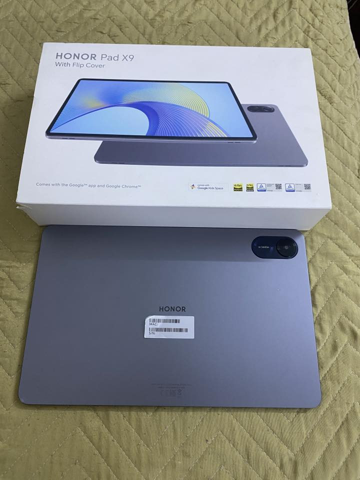 السلام عليكم 
ايباد هونر x9 
ذاكرة 128
الايباد جديد كلشي مابي نضيف 100% استخدام قليل جداً جداً 
سعر ٢٦٥ الف
عنواني بغداد الغزالية 
للتواصل  *********** اتصال واتساب
