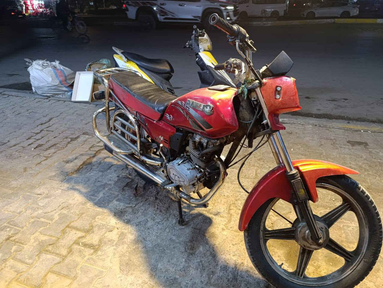 سلام عليكم ورحمة الله دراجه فيوم للبيع نكره سلف اوراق اصولي السعر 300 مكاني حي العامل للاستفسار الاتصال على الرقم ***********
