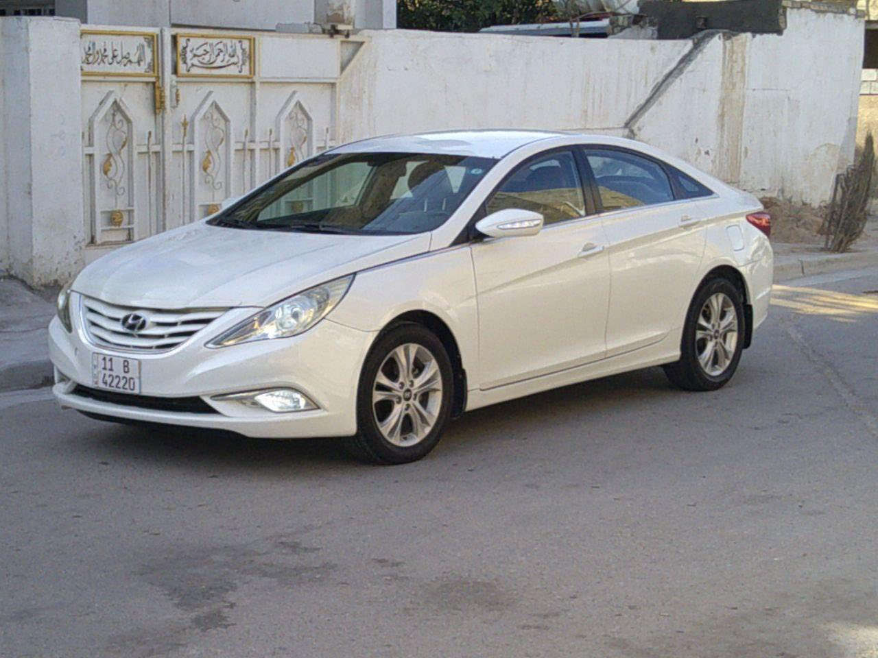 سوناتا خليجي 2011 بغداد الدولي
محرك 2400 دوش
تحكمات جهتين 
نظام ايكو
شاشه 
كاميرا دواره
حساس خلفي
كير محرك صدر تبريد كله مكفول
مكانها بغداد
الاتصال ‭0773 635 1353‬
***********
السعر 103 وبيها مجال
