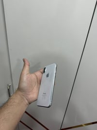 � للبيع – Apple iPhone X 🔹 الذاكرة: 64GB 🔹 حالة الجهاز: نظيف جداً 100%...