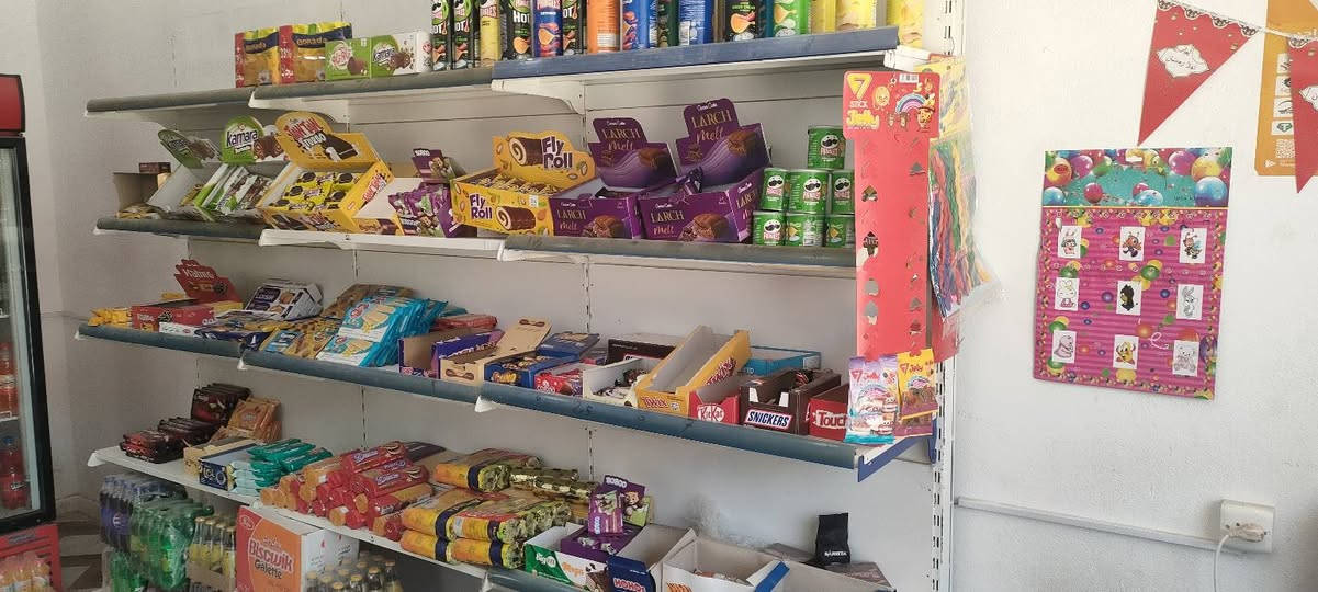 يوجد محل كامل للبيع بالبضاعه
4 تلاجات كبار 

2 صغيرات 

1 فريز

قاصه 

 كاميرا

وتكيف وباب قزاز

المكان بني غازي شارع المنشيه

التواصل : 0921217585


**إذا كنت صاحب هذا الإعلان وتريد حذفه لأي سبب، رجاءا أرسل رسالة إلى الدعم الفني**