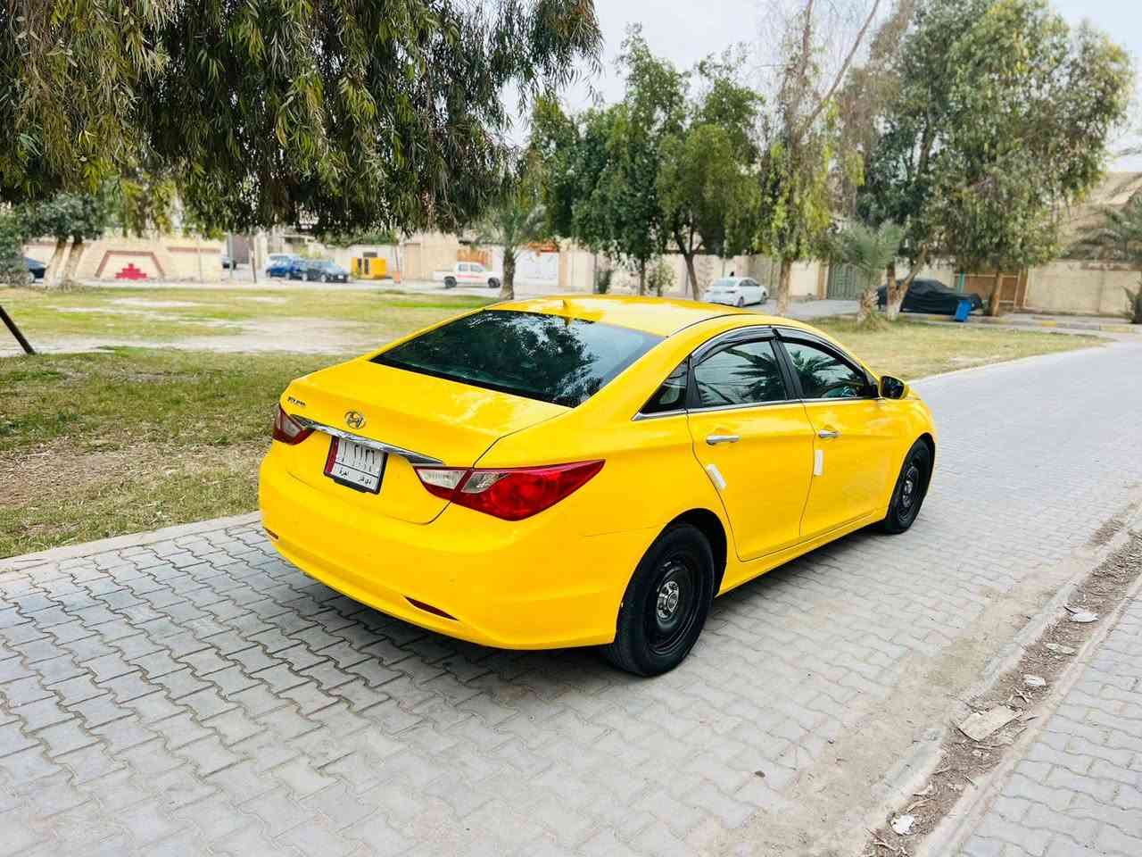 سلام عليكم هونداي سوناته موديل 2012 وارد كوري مكفوله كفاله عامه لا لغود ولا شواصي ولا حوض كله كفاله وهذا السونار منشور
مكينه وكير مكفولات 
حساسات تحكم استيرن تدفئه كشنات تخم تاير جديد 
السياره جديده معنه الكلمه 
السعر 92 وقابل للتفاوض
 الاستفسار ‭٠٧٧٤ ٩٣٢ ٤٤١٣‬
مكان السياره كربلاء بس بيع
