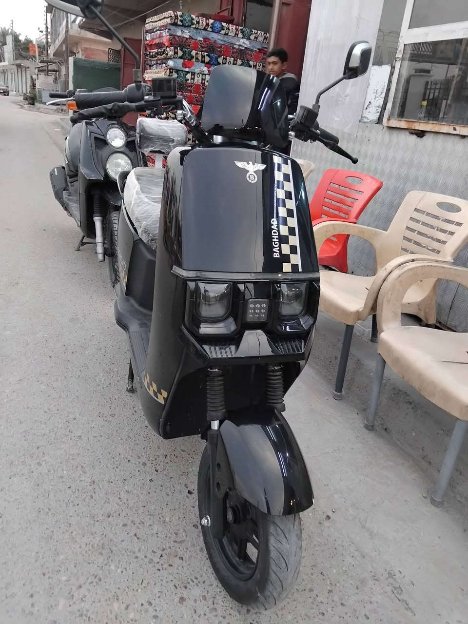 دراجتن للبيع دراجة شحن سكنس ودراجة ام عيون سكنس
بطاريات جدد نضيفات 

للاستفسار خاص *********** واتساب بس
