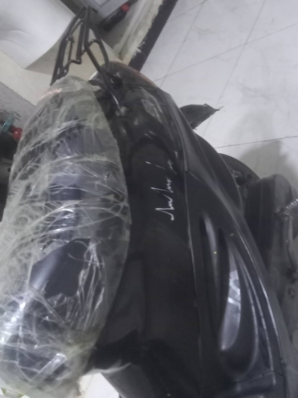 السلام عليكم دراجه للبيع يوماهه ام تسعه دراجه نضيفه خير من الله ما بيه نقص الدراجه كئرباياته شغاله اشاير لايت شغال العينه دراجه نضيفه السعر ٣٠٠ المكان ميسان حي الغدير


**إذا كنت صاحب هذا الإعلان وتريد حذفه لأي سبب، رجاءا أرسل رسالة إلى الدعم الفني**