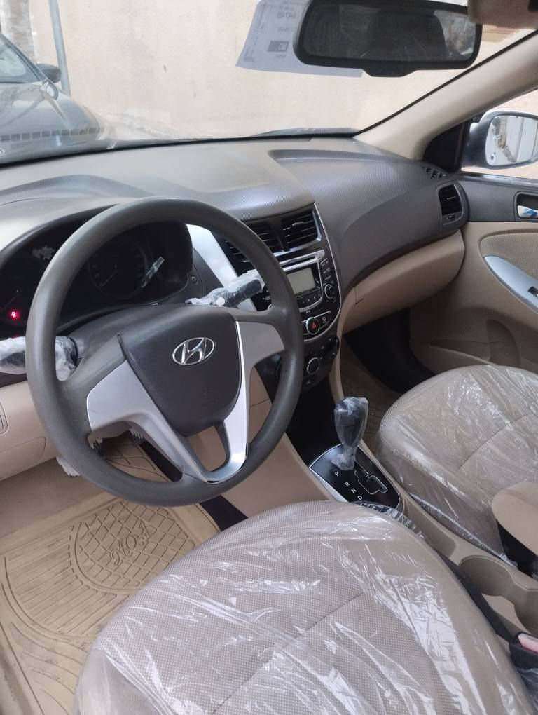 اكسنت 2011 خليجي مكينه وكير جدد مكينه 1600 صدر امامي جديد والخلفي نقص بوش فقط رقم بغداد شرط التحويل السنوية لغاية 2028 مكاني بغداد البياع تقاطع درويش السعر 81$ 
*********** بغداد, العراق
