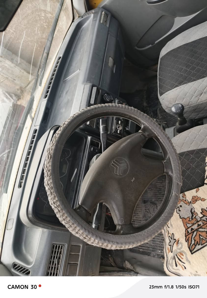 2010شواصي بلاد كير محرك برايد. تبريد كامل نقص بوري وغاز فقط. نواقص جدا بسيطة. تحويل مباشر بيع مستعجل *********** واتساب ***********
