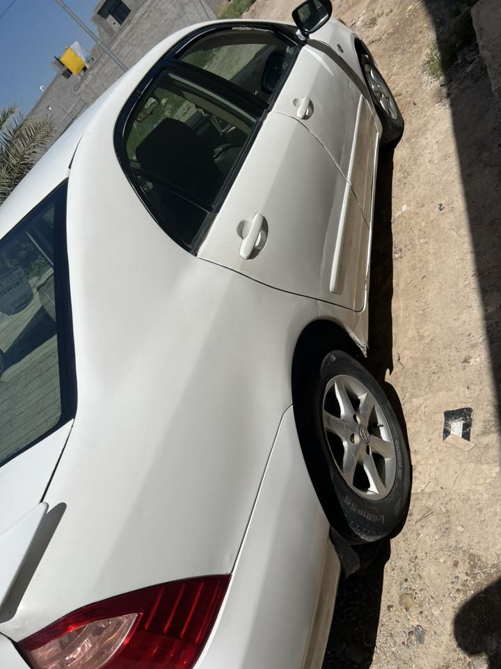 السلام عليكم كورلا بيكاچو 2005 بغداد بأسمي محرك 1800 محركها بشرط الگير بي طبه من تبدل ع D بل مشي ينمر طبيعي تبريدها شغال ثلج هزه وسنويه بعدهن  ماصاقطات بيها ضربتين بالچاملغ الأمامي الايمن ماوصله للغد وضربه بالجاملغ الخلفي مكان السياره صلاح الدين بلد (السعر 65 ) وبيها مجال بسيط والشراي يتصل ويدلل هذا رقمي ‭0789 116 8710‬
